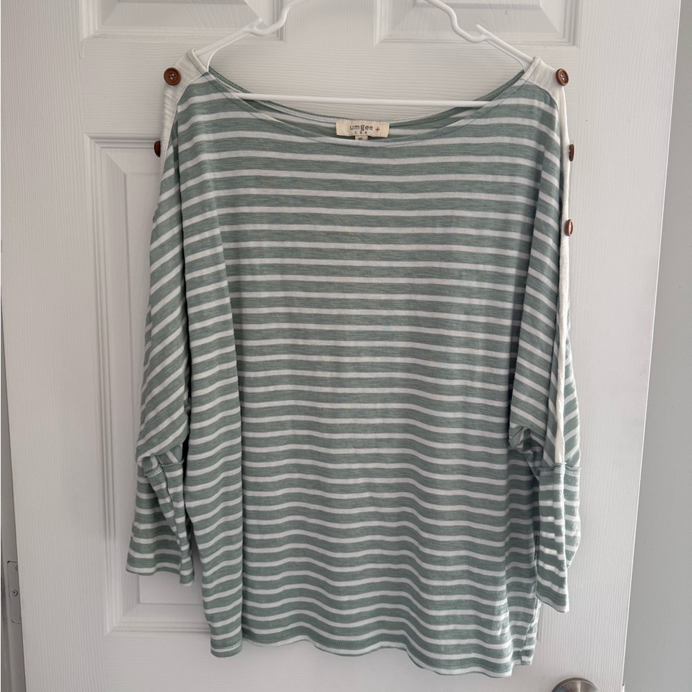 Umgee Striped Green and White 3/4 Sleeve Top